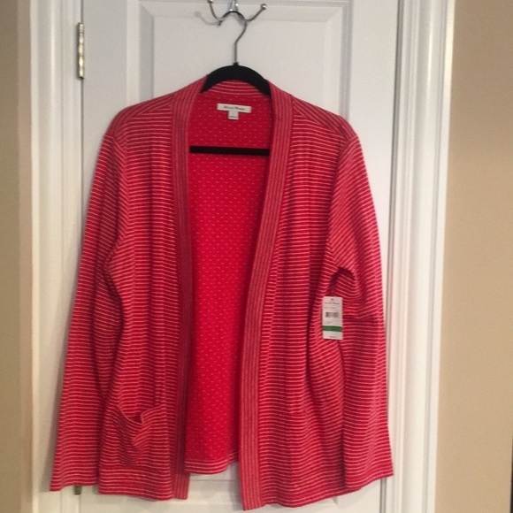 Red & White Sweater - Picture 2 of 5